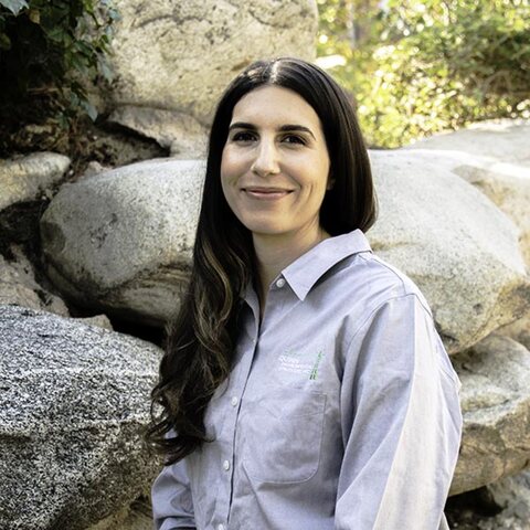Portrait of Samantha Hout.